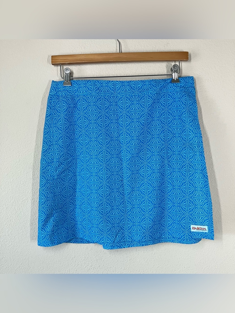 RIPSKIRT HAWAII Length 2 Wrap Skirt L Aztec Geo Beach Resort Vacation Blue